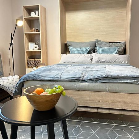 Zentrale Lage - Ideal Fuer Arbeit & Erholung Graben-Neudorf Kültér fotó